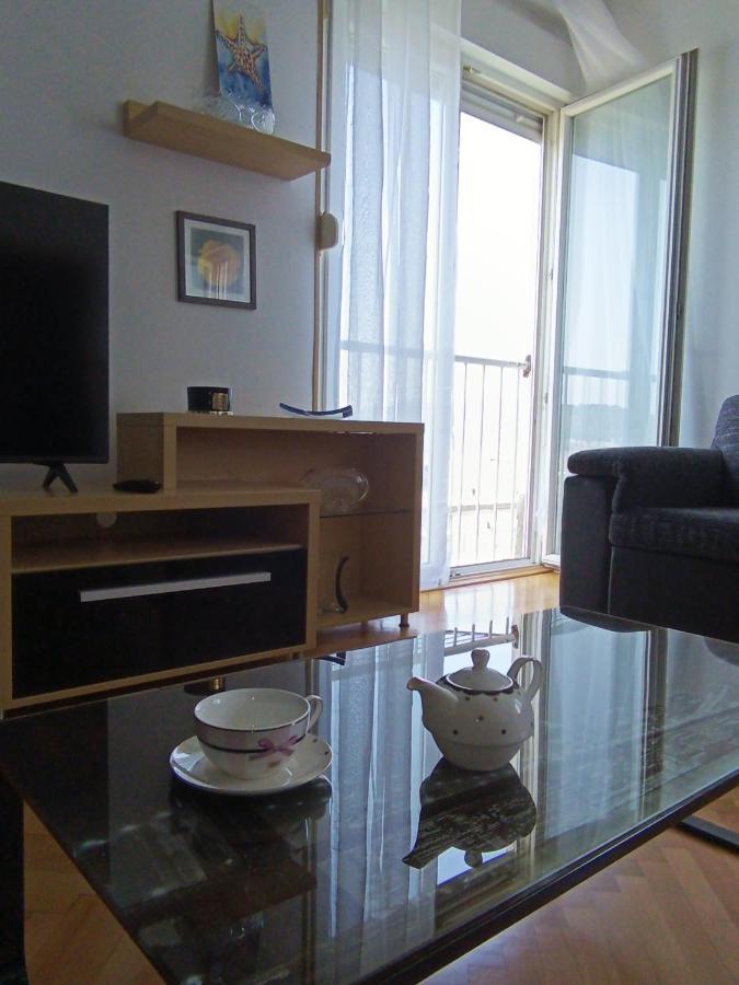 Apartments Ivan & Luka スプリト エクステリア 写真