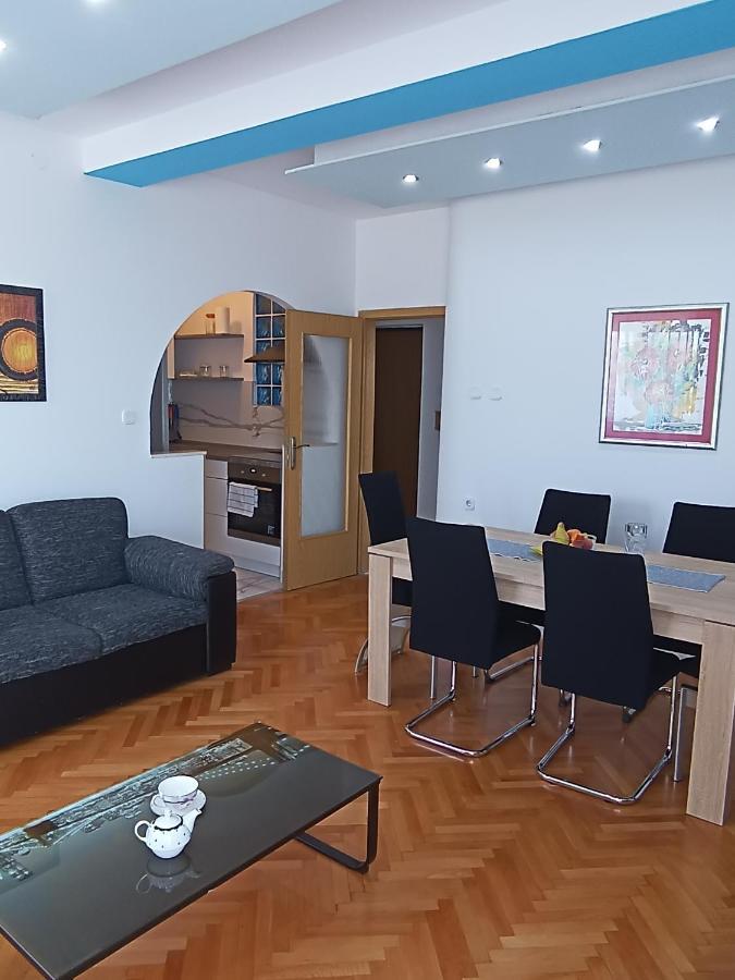 Apartments Ivan & Luka スプリト エクステリア 写真